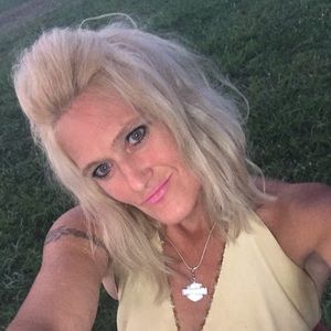 Meet your Posher, Brenda